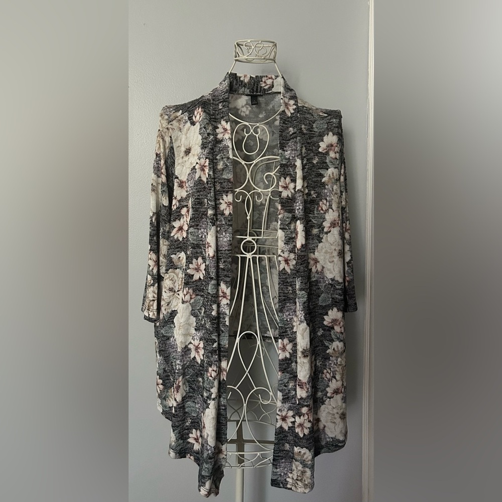 Torrid size 1  floral cardigan.